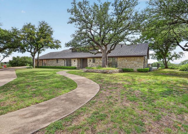 8628 Stonewood Drive, Fort Worth, TX 76179