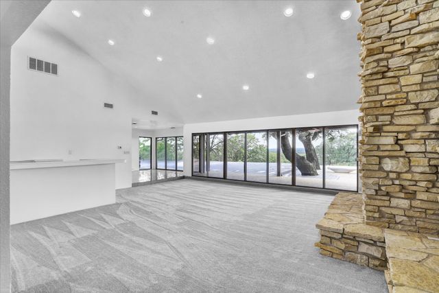 8628 Stonewood Drive, Fort Worth, TX 76179