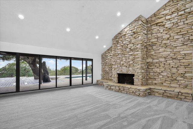 8628 Stonewood Drive, Fort Worth, TX 76179