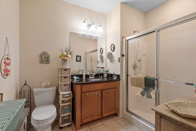 200 Martins Lndg 102, North Reading, MA 01864