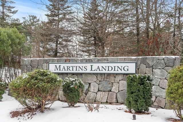 200 Martins Lndg 102, North Reading, MA 01864