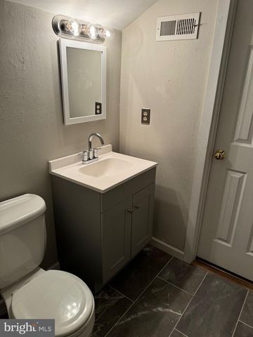 102 GREGORYS WAY, Voorhees, NJ 08043