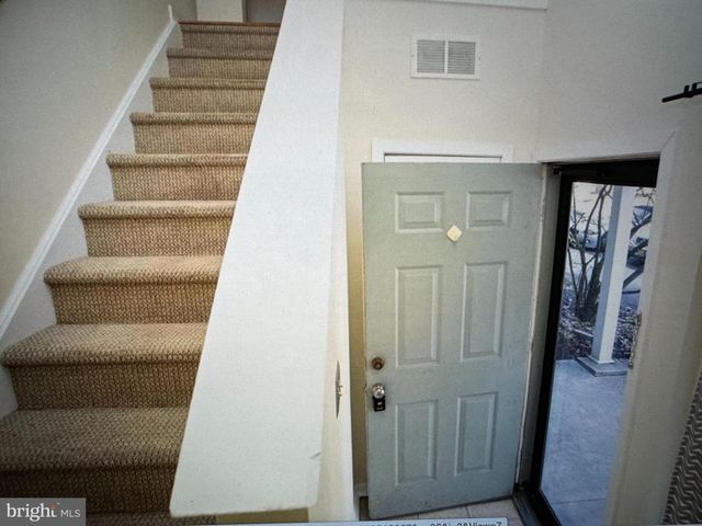 102 GREGORYS WAY, Voorhees, NJ 08043