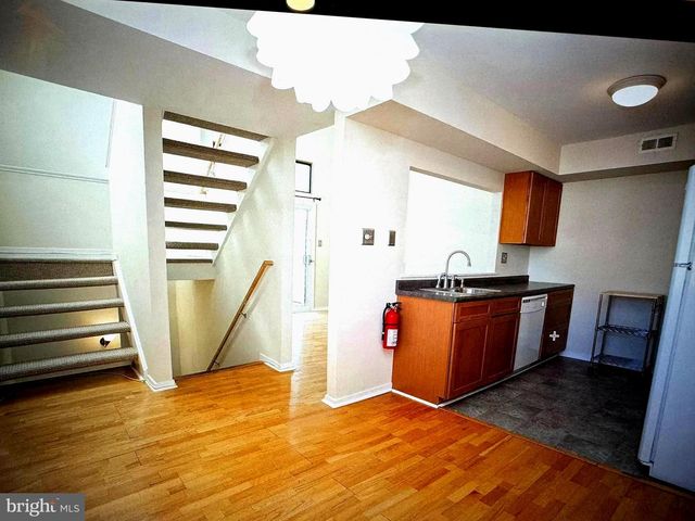 102 GREGORYS WAY, Voorhees, NJ 08043