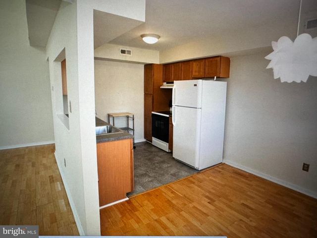 102 GREGORYS WAY, Voorhees, NJ 08043