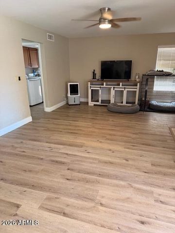 1237 E Glenhaven Drive, Phoenix, AZ 85048
