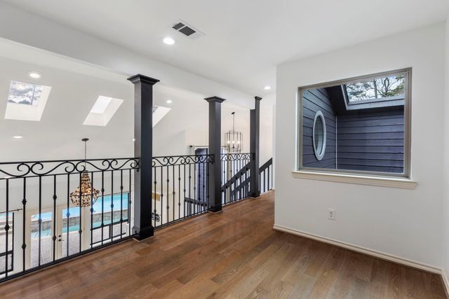 23 Crinkleroot Court, The Woodlands, TX 77380