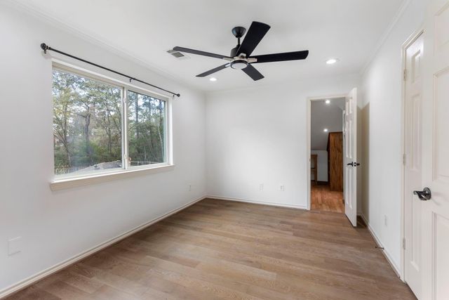 23 Crinkleroot Court, The Woodlands, TX 77380