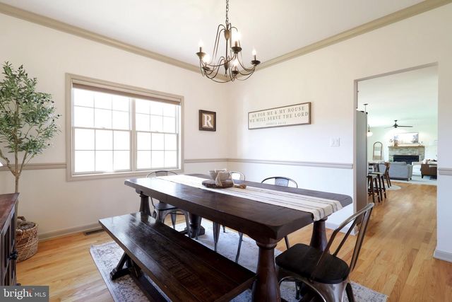 240 SUNDAY DR, State College, PA 16801