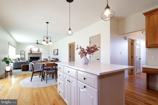 240 SUNDAY DR, State College, PA 16801