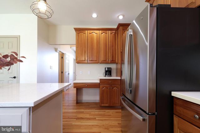 240 SUNDAY DR, State College, PA 16801