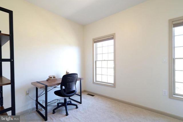 240 SUNDAY DR, State College, PA 16801