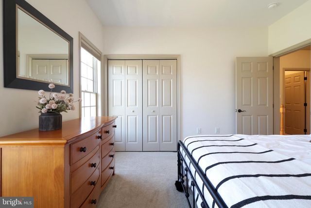 240 SUNDAY DR, State College, PA 16801