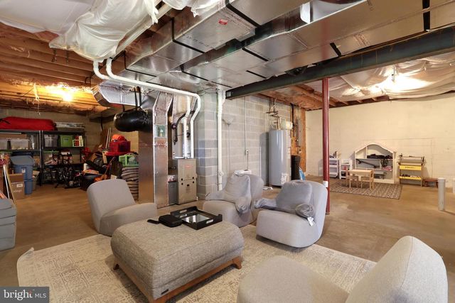 240 SUNDAY DR, State College, PA 16801