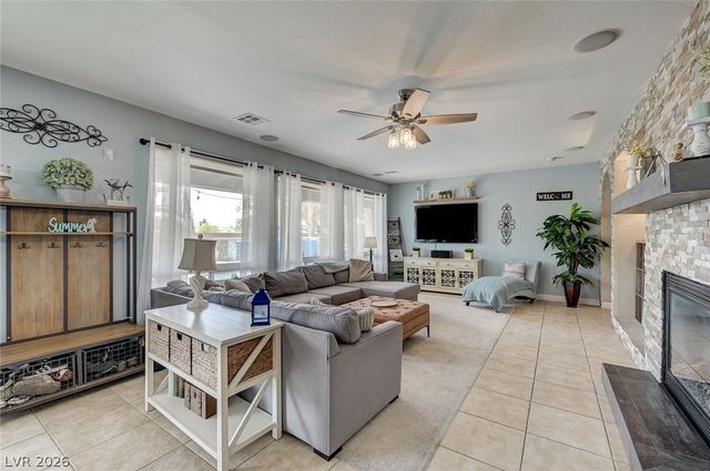 581 Via Balizan Avenue, Las Vegas, NV 89123
