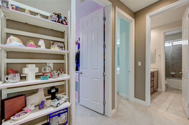 581 Via Balizan Avenue, Las Vegas, NV 89123