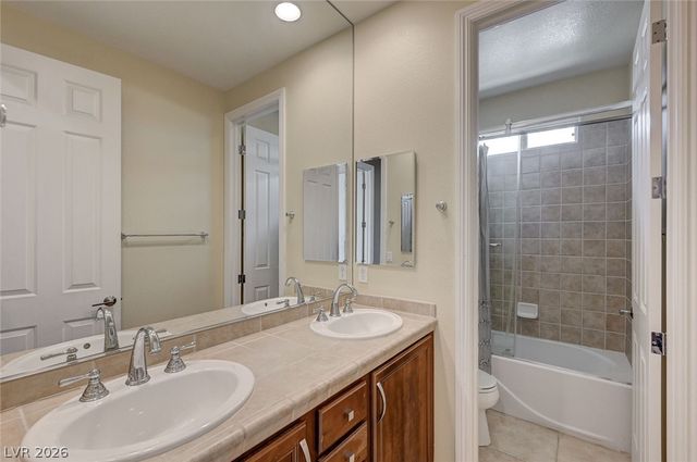 581 Via Balizan Avenue, Las Vegas, NV 89123