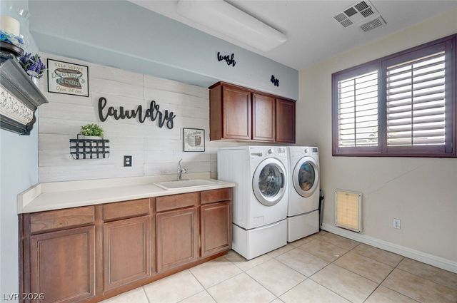 581 Via Balizan Avenue, Las Vegas, NV 89123