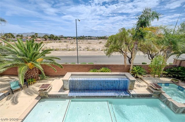 581 Via Balizan Avenue, Las Vegas, NV 89123