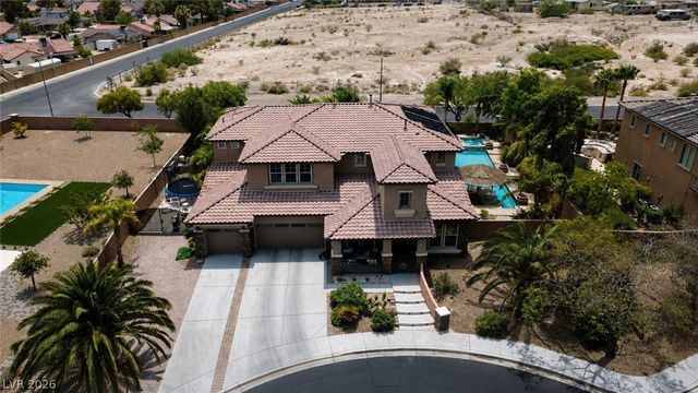 581 Via Balizan Avenue, Las Vegas, NV 89123