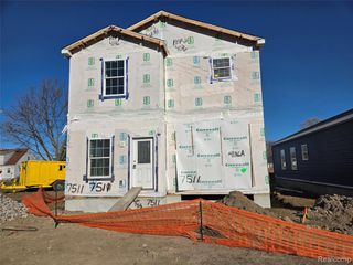 7511 Packard Avenue, Warren, MI 48091