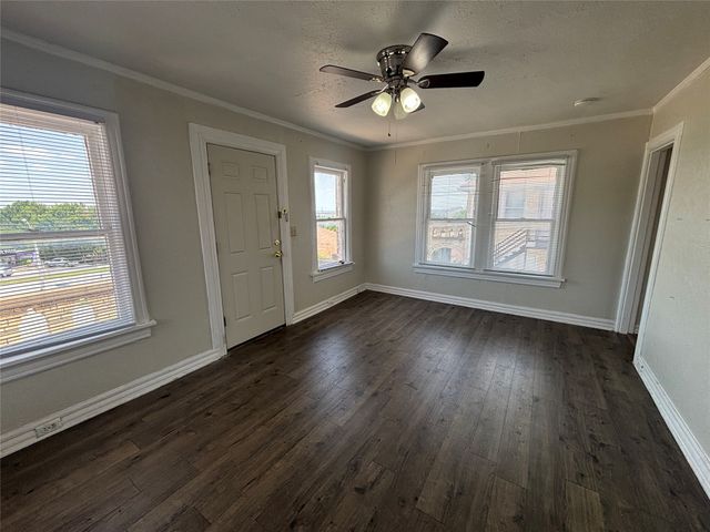 3529 W 7th Street 7, Fort Worth, TX 76107