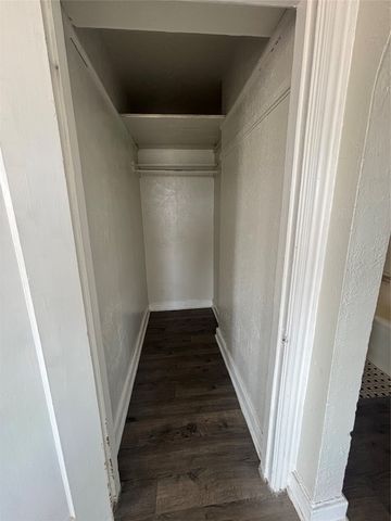 3529 W 7th Street 7, Fort Worth, TX 76107