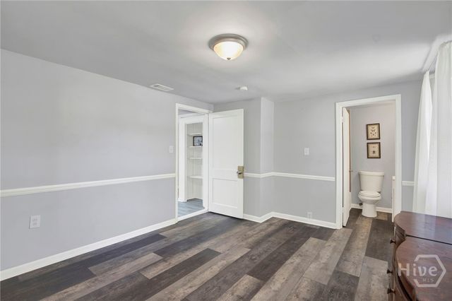 17 Russell Avenue, Savannah, GA 31408