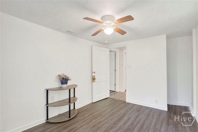 17 Russell Avenue, Savannah, GA 31408