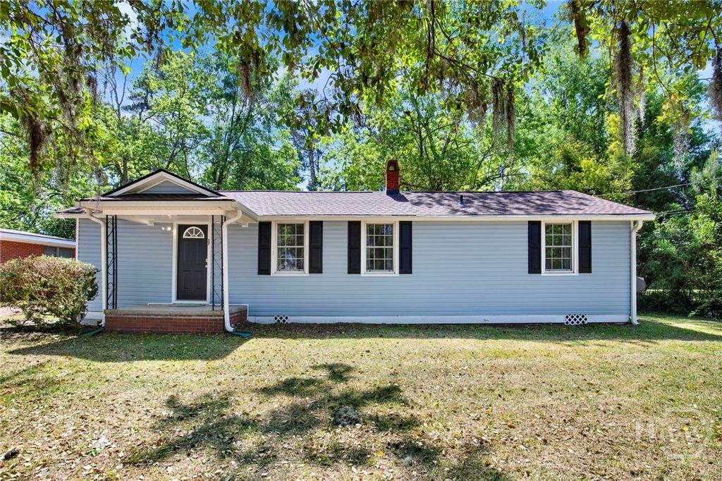 17 Russell Avenue, Savannah, GA 31408