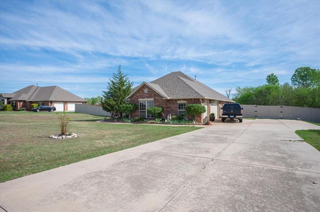 4701 Southcreek Road, Moore, OK 73165