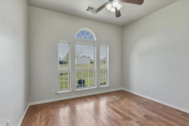 4701 Southcreek Road, Moore, OK 73165