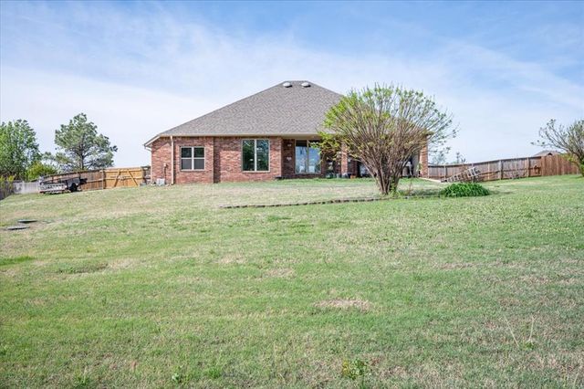 4701 Southcreek Road, Moore, OK 73165