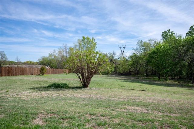 4701 Southcreek Road, Moore, OK 73165