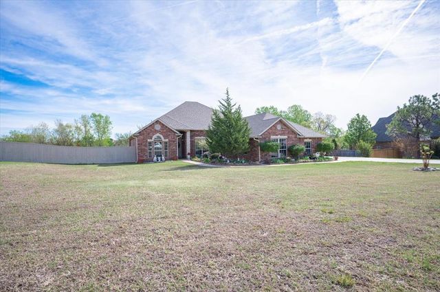 4701 Southcreek Road, Moore, OK 73165