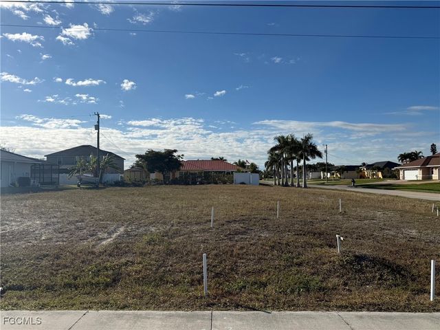 1156 Mohawk PKWY, Cape Coral, FL 33914