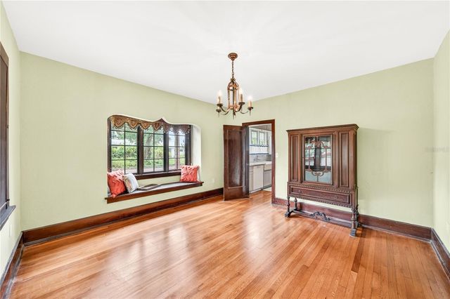1216 GOLDEN LANE, Orlando, FL 32804