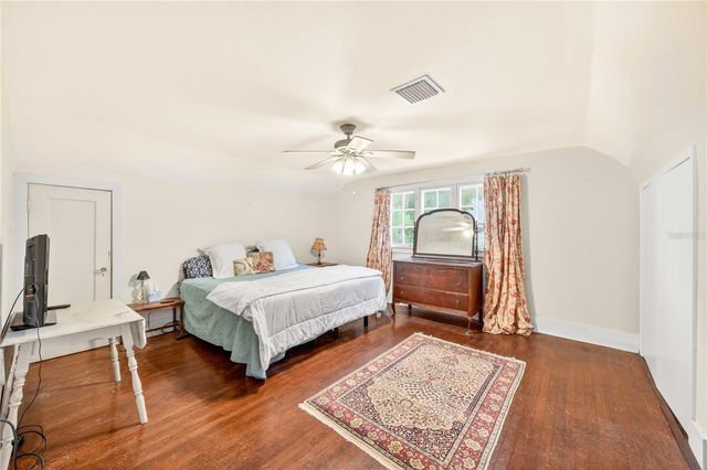 1216 GOLDEN LANE, Orlando, FL 32804