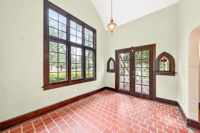 1216 GOLDEN LANE, Orlando, FL 32804