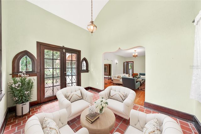 1216 GOLDEN LANE, Orlando, FL 32804