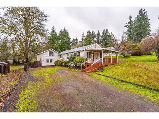 225 21ST Ave, Sweet Home, OR 97386