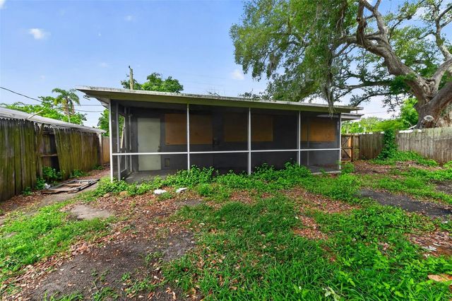 1423 18TH STREET W, Bradenton, FL 34205