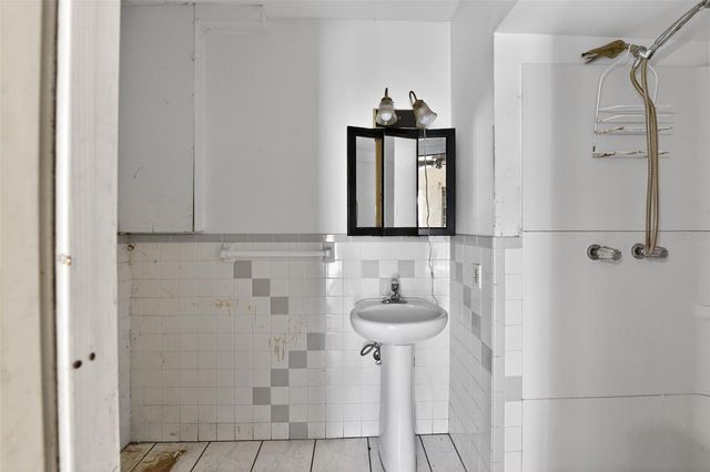 1423 18TH STREET W, Bradenton, FL 34205