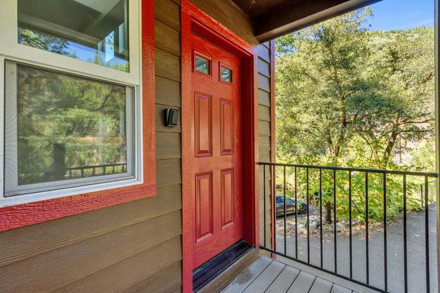 3021 Riverton Rd, Pollock Pines, CA 95726