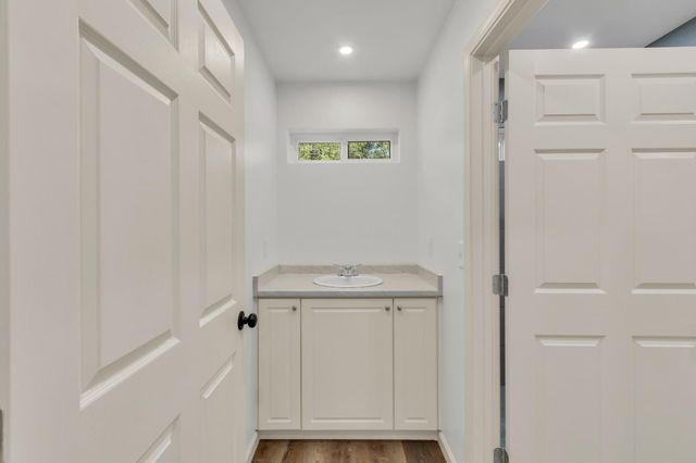 3021 Riverton Rd, Pollock Pines, CA 95726