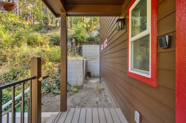 3021 Riverton Rd, Pollock Pines, CA 95726