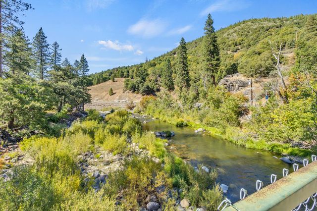 3021 Riverton Rd, Pollock Pines, CA 95726
