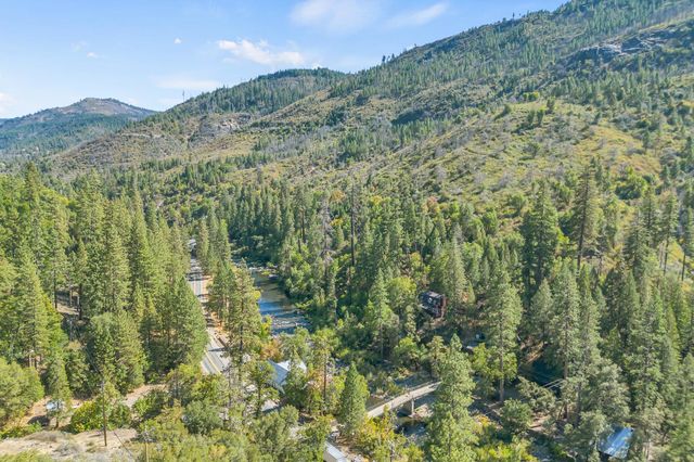 3021 Riverton Rd, Pollock Pines, CA 95726