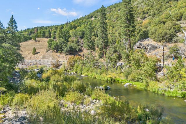 3021 Riverton Rd, Pollock Pines, CA 95726