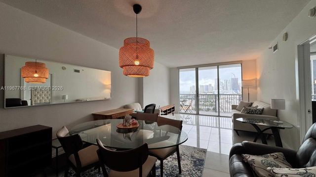 1750 N Bayshore Dr 1810, Miami, FL 33132